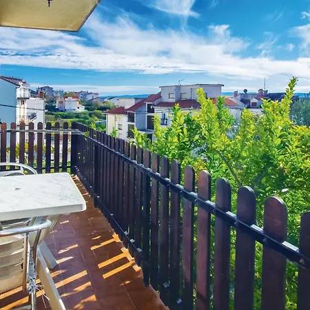 Three-bedroom In * Podstrana